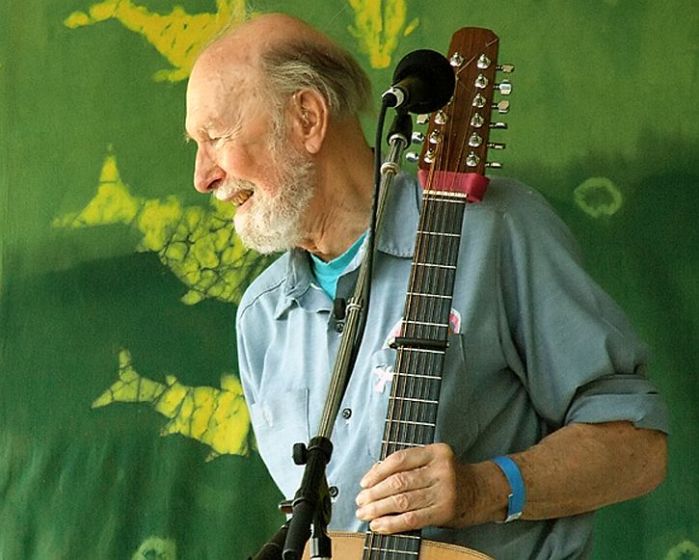 Pete Seeger, photo by Anthony Pepitone (Wikipedia)
